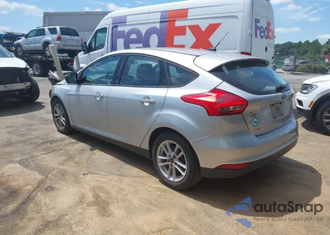 2017 Ford Focus Se z USA, uszkodzony, nr VIN 1FADP3K28HL274494